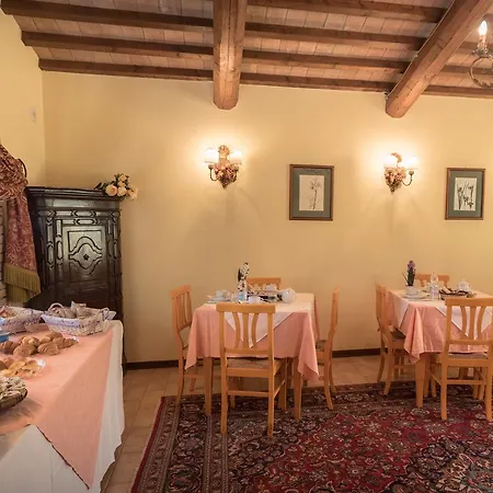 Borgo Bianchini بيت للعطل